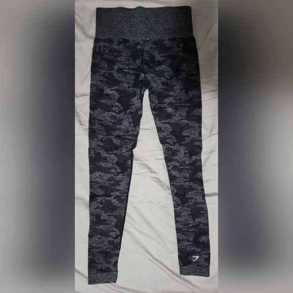 Gymshark Camo Seamless Leggings - Picture 4 of 4
